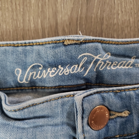 Universal Thread Jeans - Picture 4 of 6